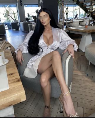 Кристина фото реал, 8 978 191-37-51 Кристина фото реал — проститутка для семейных пар, рост:  172, вес:  54